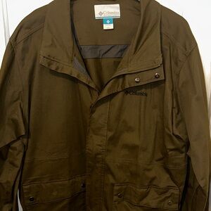Columbia Men's Olive colored Field Jacket
